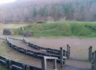 Parc wm Darran Wild Boar Amphitheatre